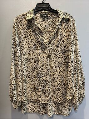 Aakaa Beige Blouse with Black Spot Print V-Neck
